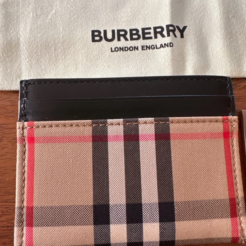 Burberry Vintage Check Calfskin Card Case Archive Beige Black - Picture 5 of 6